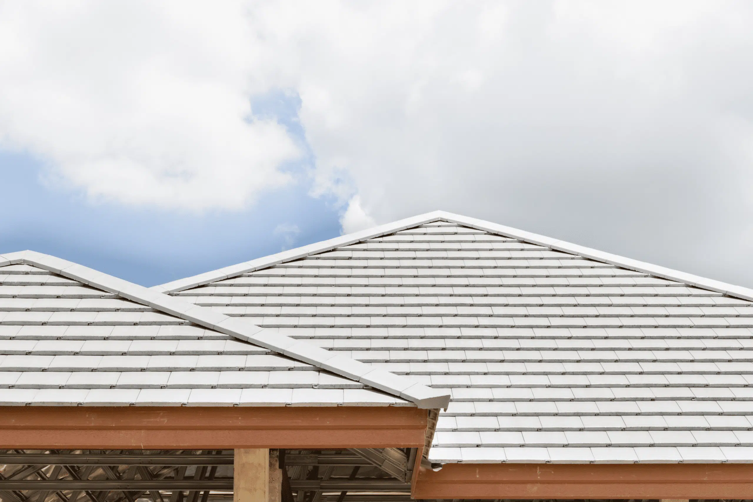 Kelowna Roofing - Kelowna Roof Repairs - Roofing Solutions Kelowna